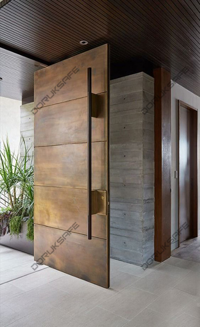 Pivot_Residence_Door_1